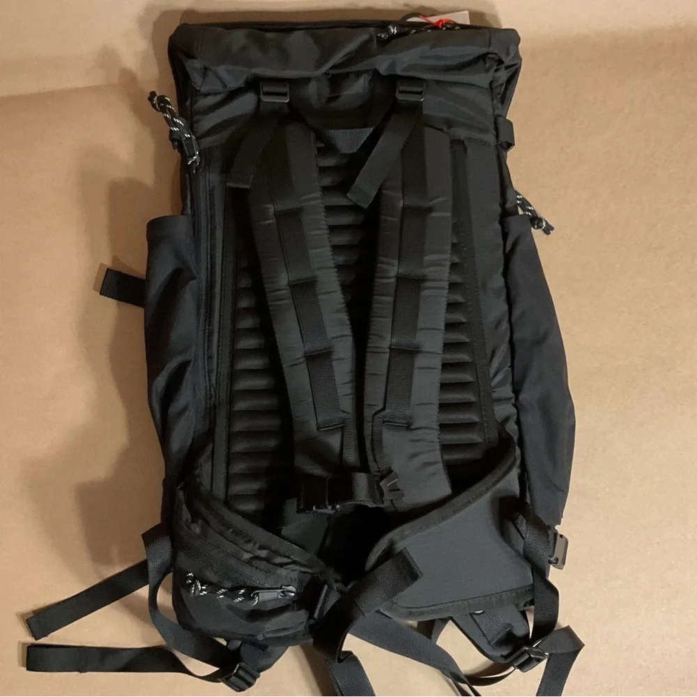 Topo Designs Mountain Pack 28L Backpack - Picture 4 of 11